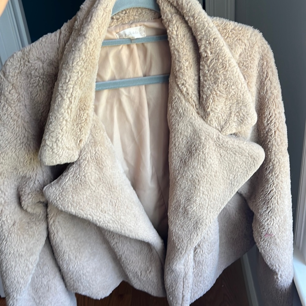Altar’d State Tan Faux Fur Coat with pockets Size L